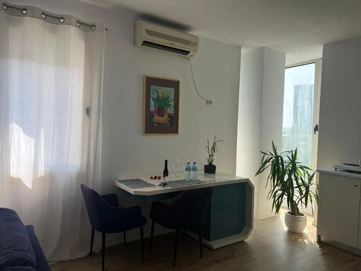 Urban Comfort Oasis Tirana 0*,